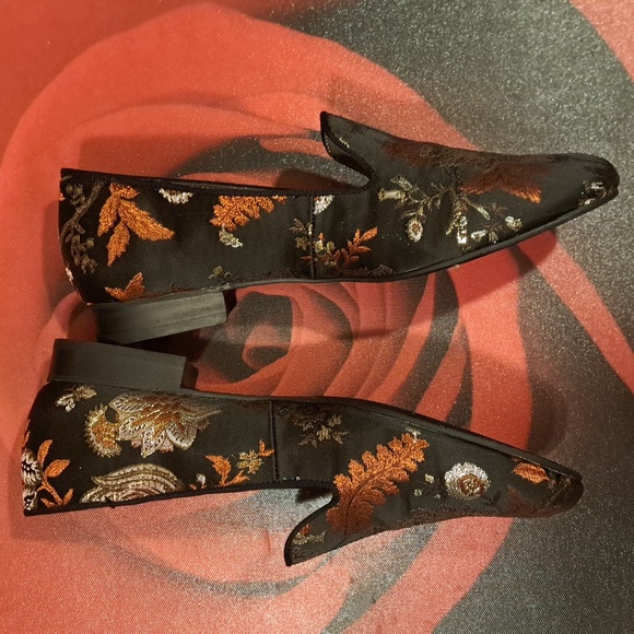 Array Loafers - Picture 5 of 9